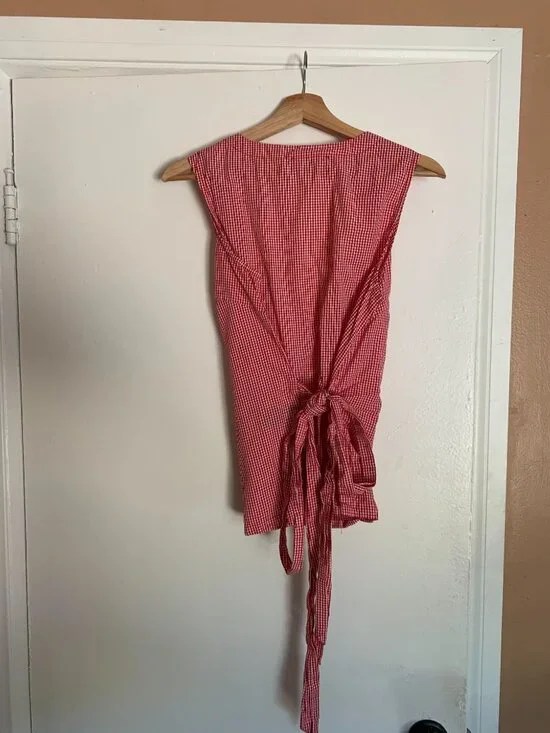 Checkered Tank Top with Tie in the Back - Picture 2 of 2